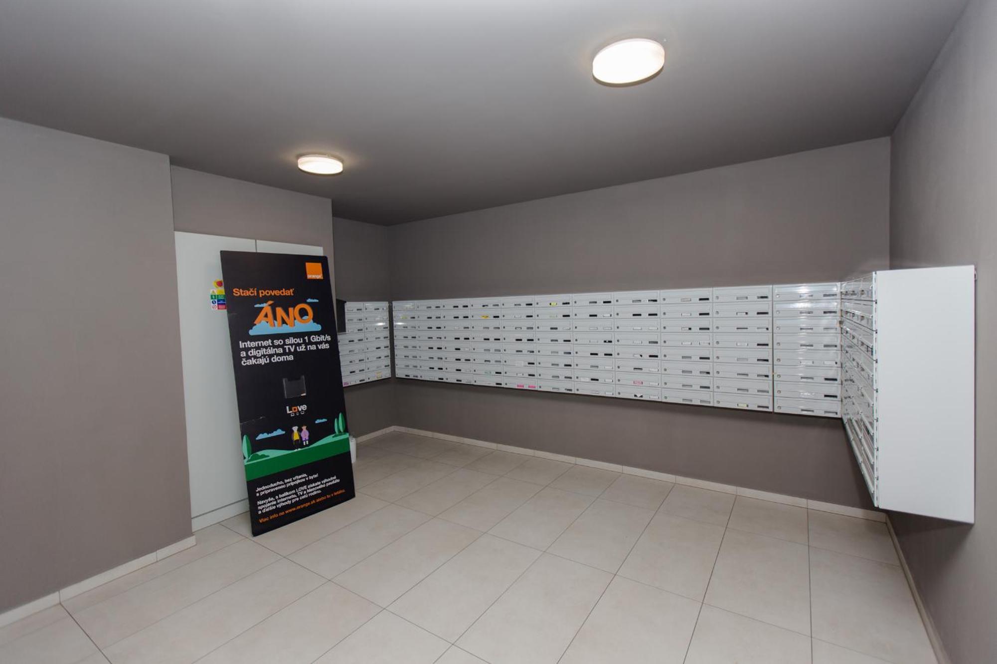 Apartment Near The Ondrej Nepela Winter Stadium Bratislava Esterno foto